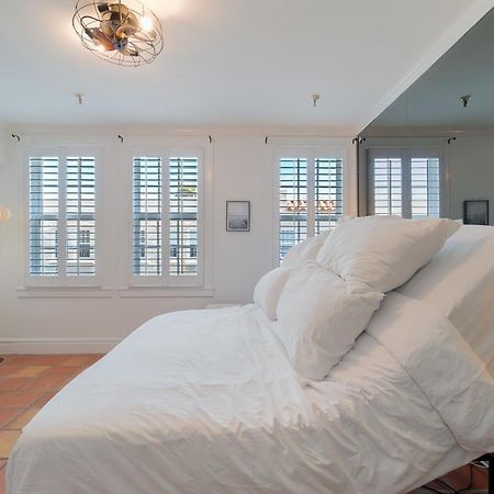 Palm Beach Island Condominiums Екстериор снимка