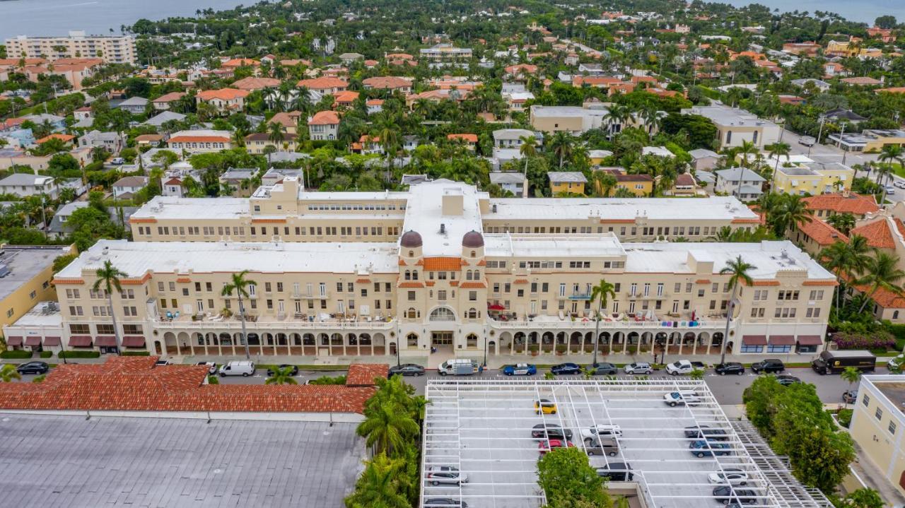 Palm Beach Island Condominiums Екстериор снимка