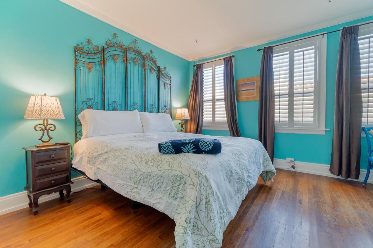 Palm Beach Island Condominiums Екстериор снимка