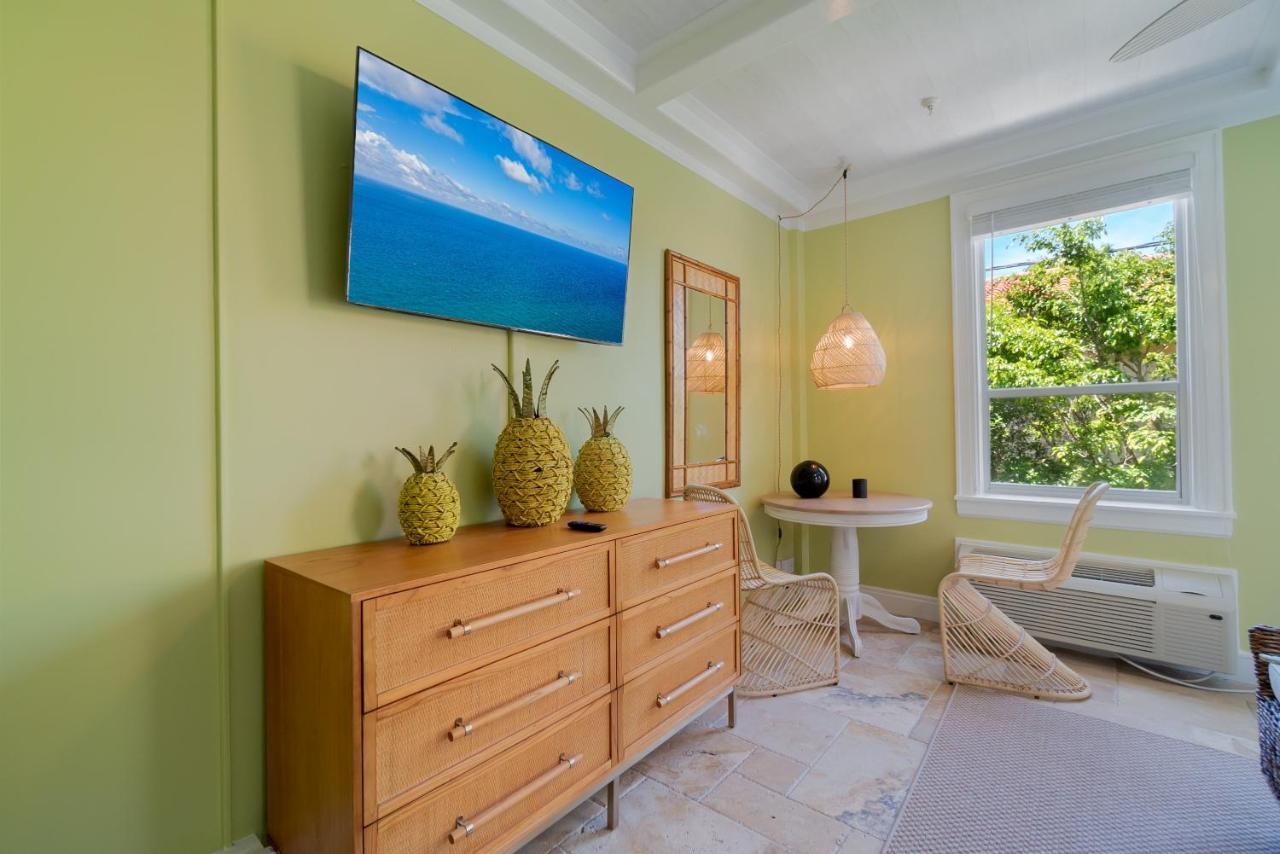 Palm Beach Island Condominiums Екстериор снимка