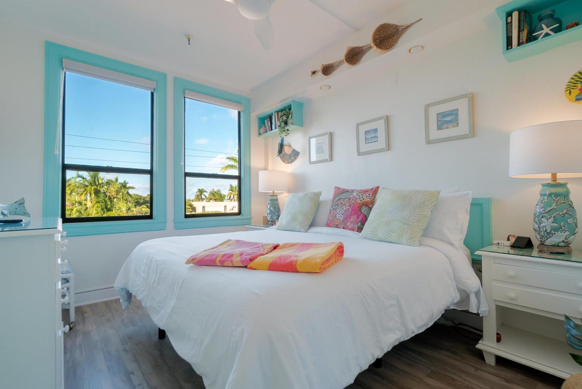 Palm Beach Island Condominiums Екстериор снимка