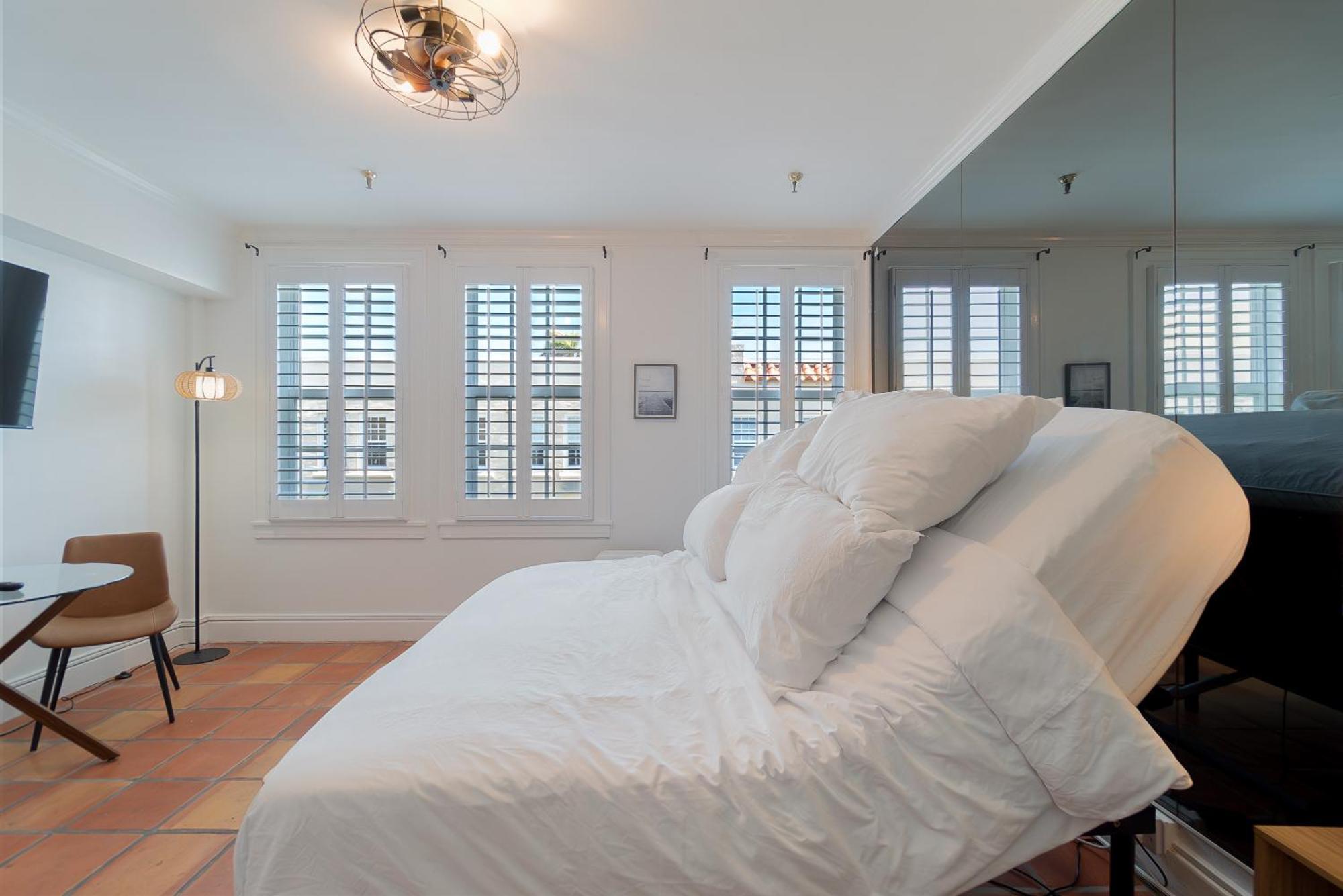 Palm Beach Island Condominiums Екстериор снимка